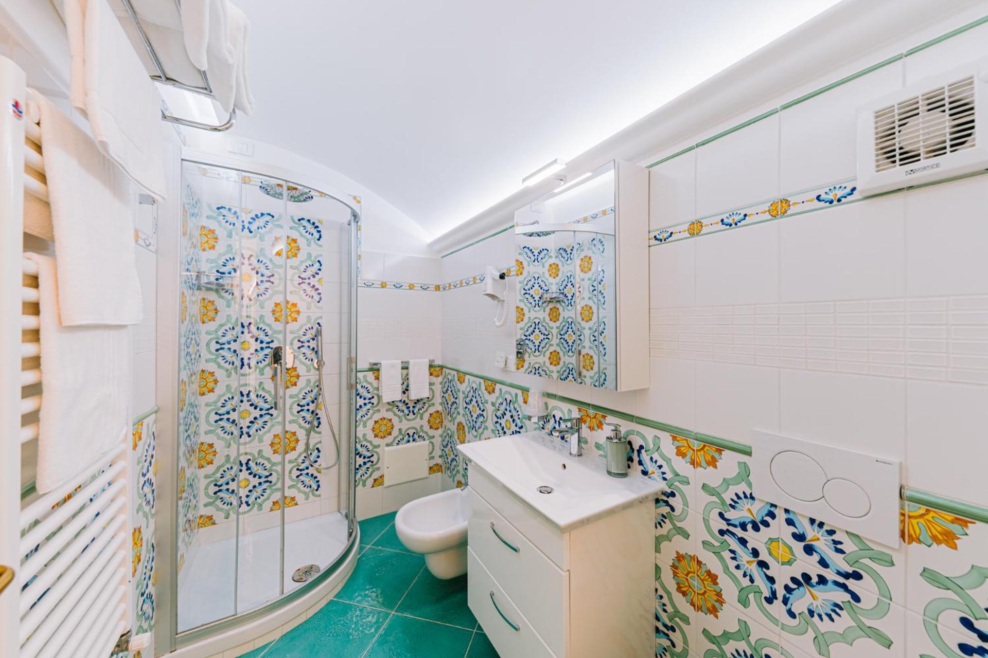 B&B Il Cortile ราเวลโล ภายนอก รูปภาพ